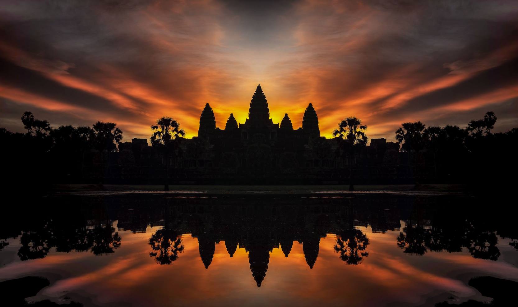Angkor-wat-temple-sunrays-sunrise-Cambodia