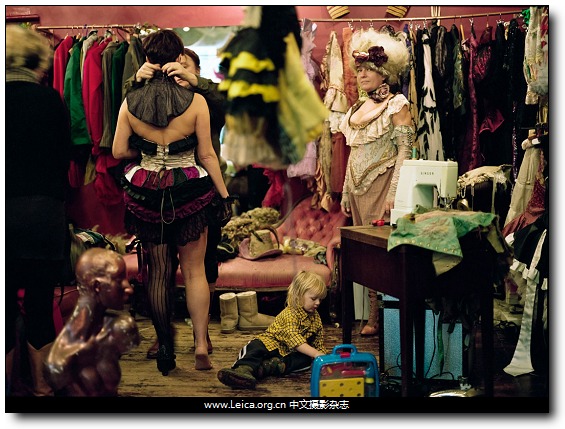 『他们在拍什么』Ollie Harrop，所有闪亮的东西都是黄金