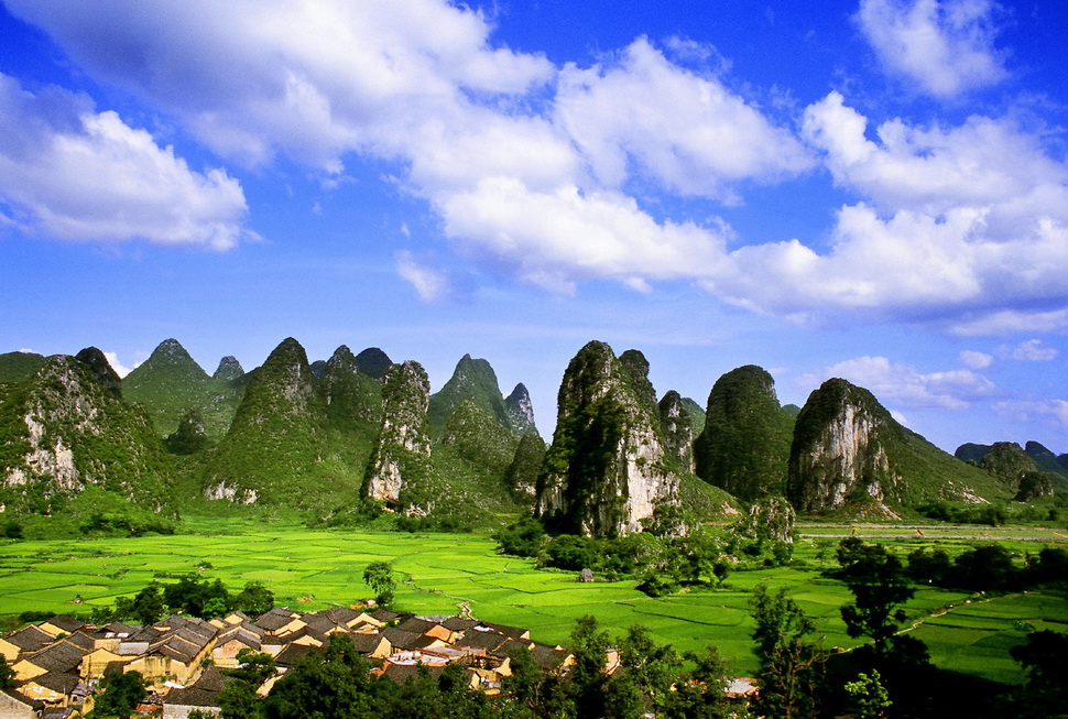 桂林奇峰镇